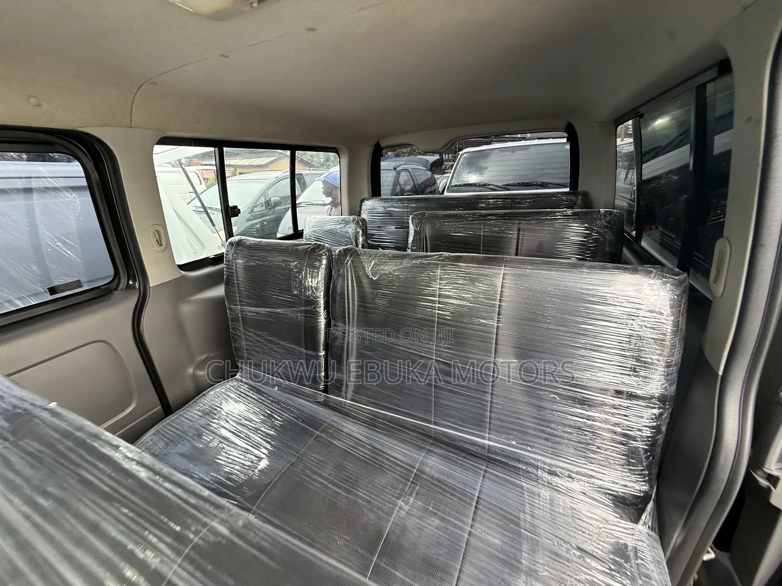 Toyota HiAce 2012 Black