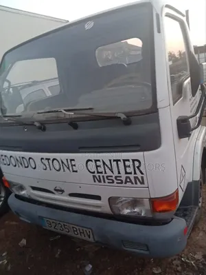Nissan Cabstar Pickup Truck