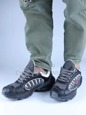 Nike Air Max Tailwind 4 Is a Stylish Sneaker Knon 4 Its Comfortability