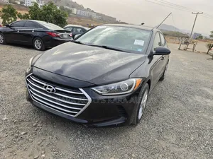 Hyundai Elantra 2018 Black
