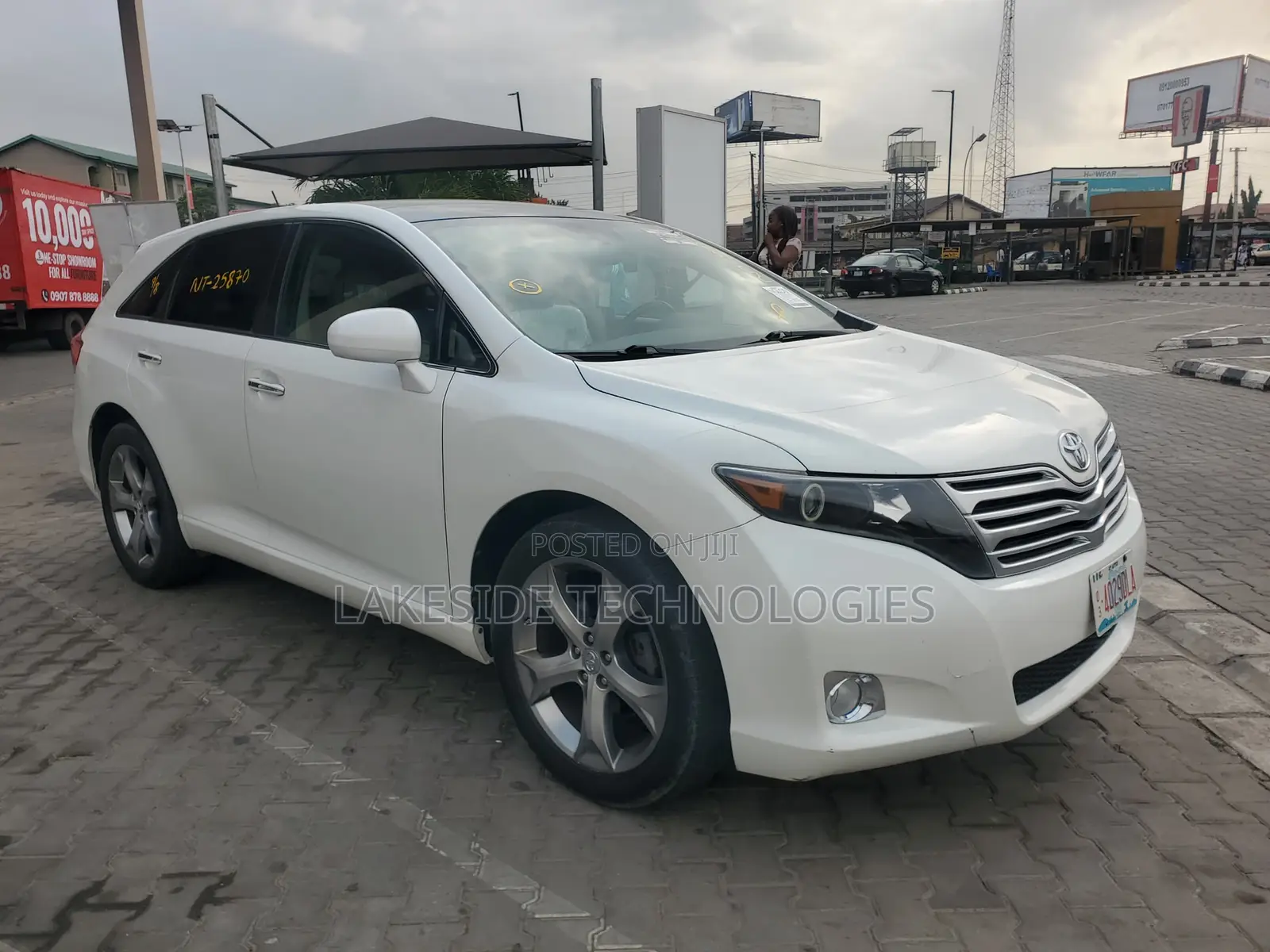 Toyota Venza 2010 White