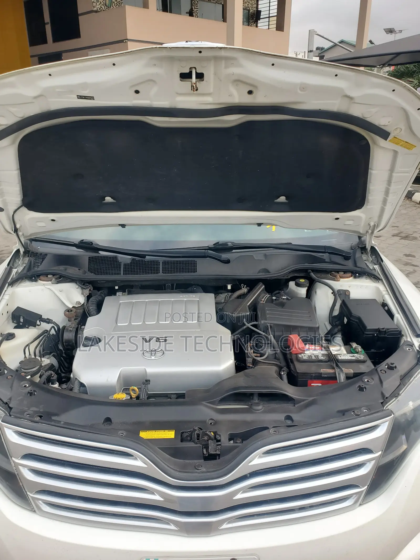 Toyota Venza 2010 White
