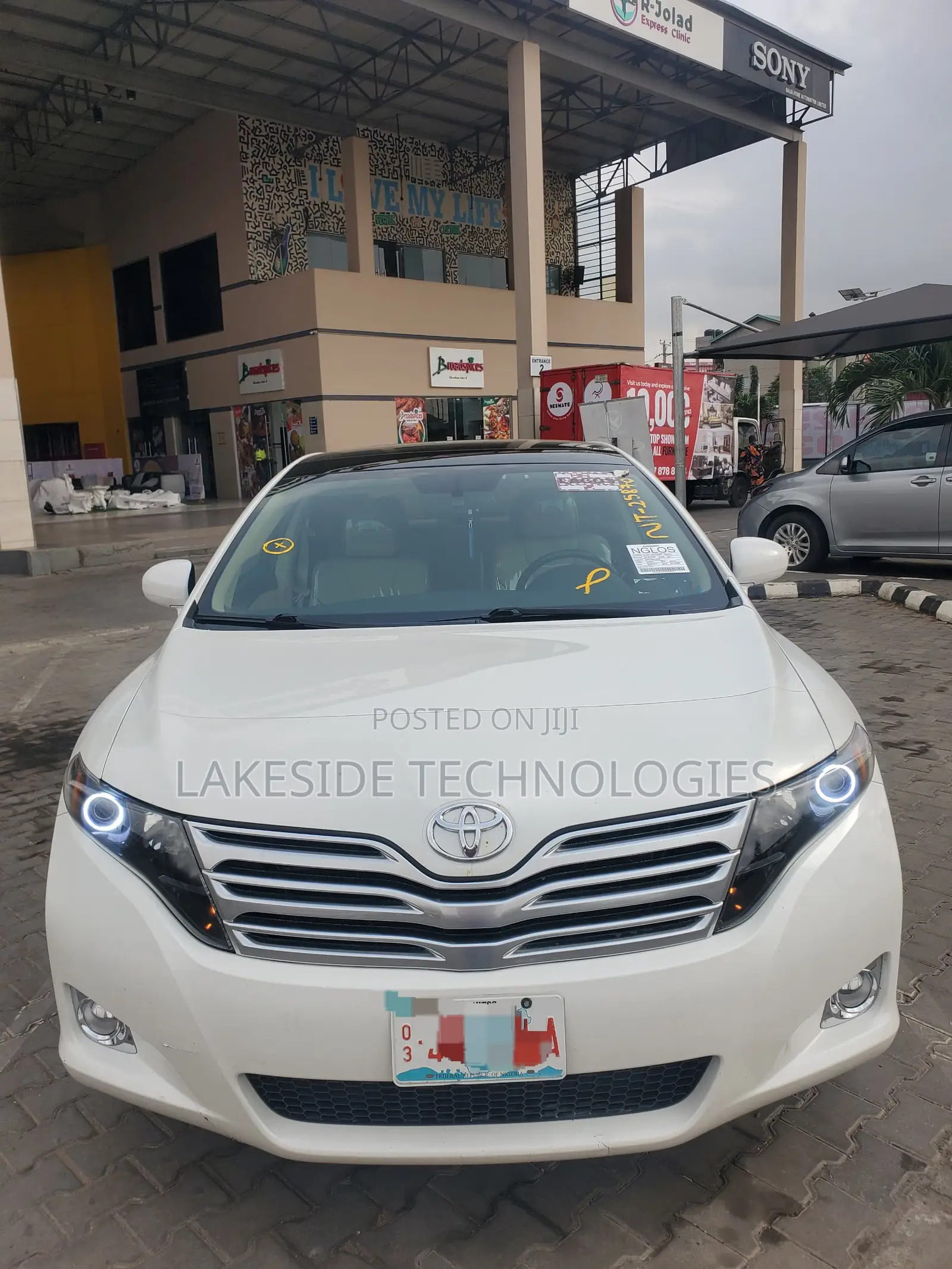 Toyota Venza 2010 White