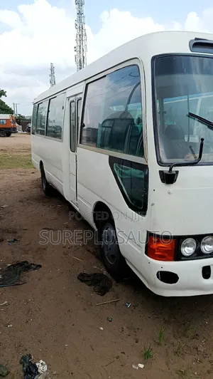 Toyota Coaster 2010 White