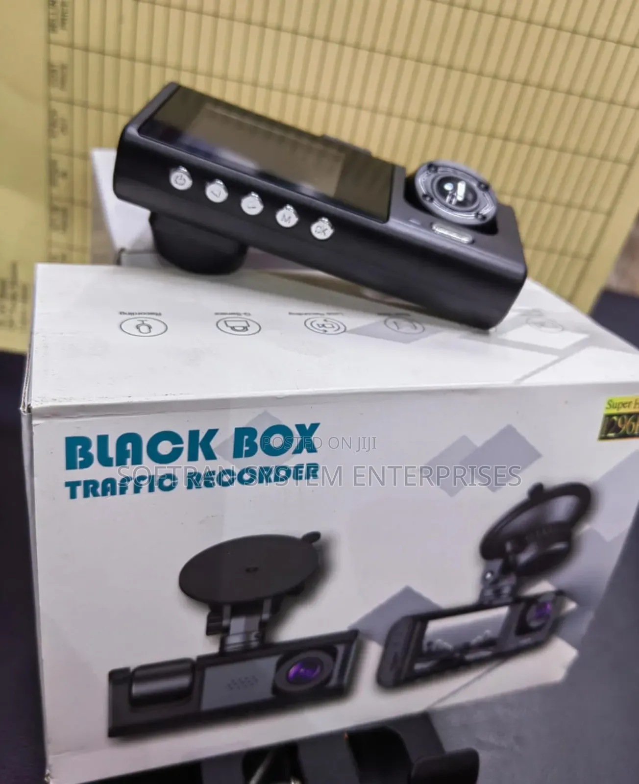 Black Box Traffic Recorder (Dash Cam)