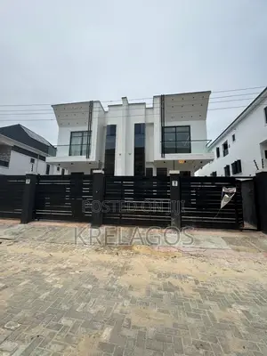4bdrm Duplex in Chevron for rent
