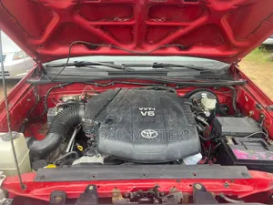 Toyota Tacoma 2009 Red