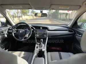 Honda Civic LX 4dr Sedan (2.0L 4cyl) 2017 Gray