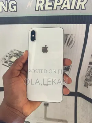 Apple iPhone XS Max 64 GB White
