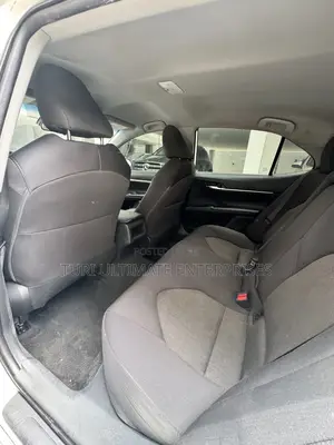 Toyota Camry LE FWD 2020 White