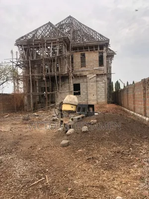 4bdrm Duplex in Igbira Camp, Auchi for sale