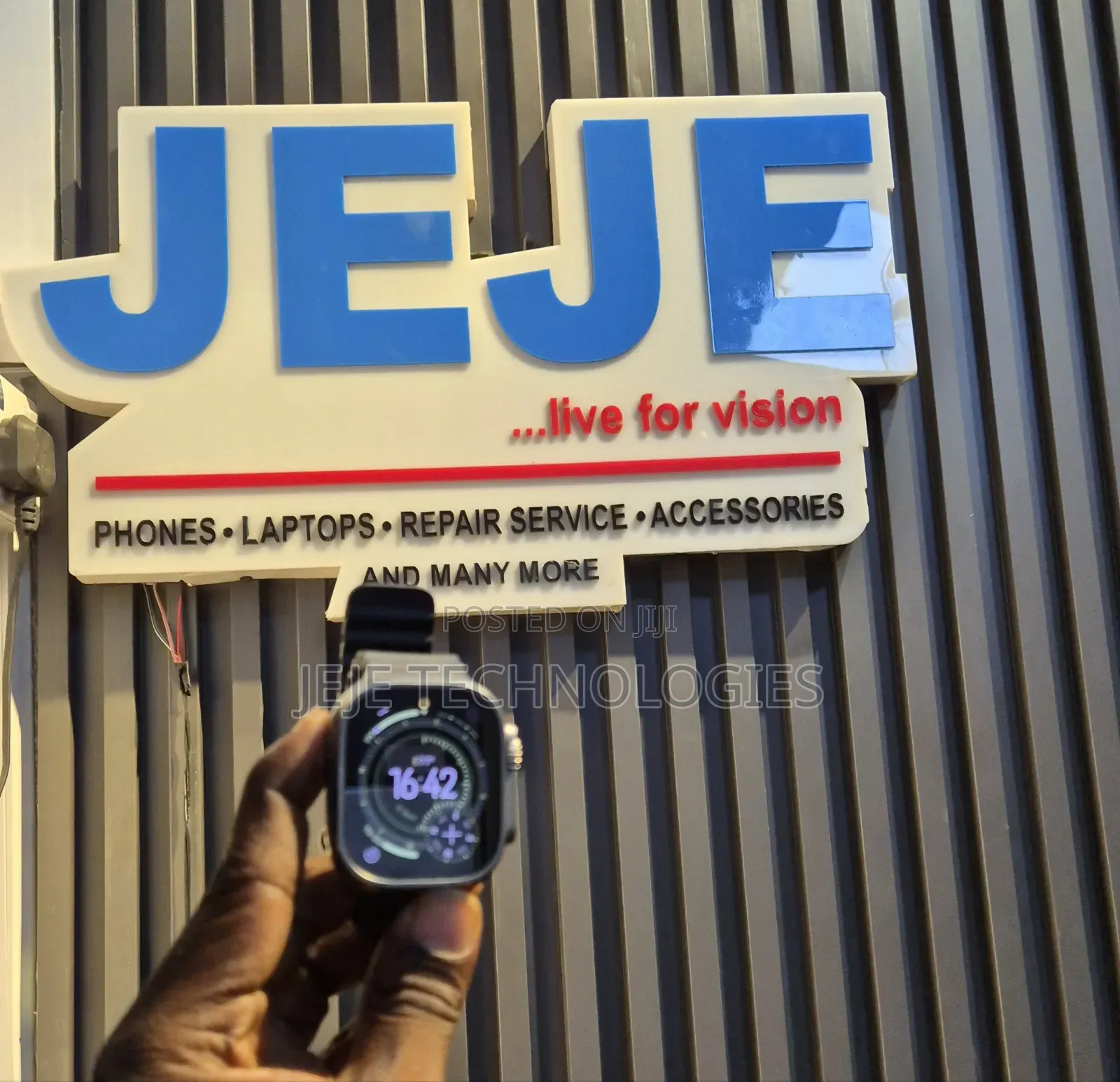 Apple Watch Ultra 1st Gen