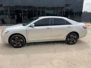 Toyota Camry LE 4dr Sedan (2.4L 4cyl 5A) 2008 Silver