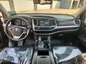 Toyota Highlander XLE 4dr SUV (3.5L 6cyl 6A) 2015 Black