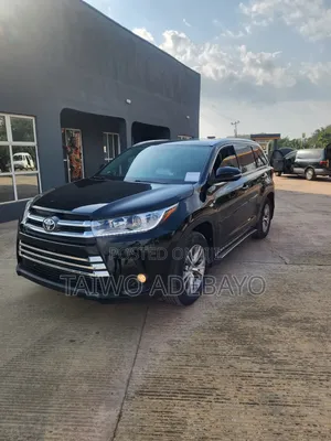 Toyota Highlander XLE 4dr SUV (3.5L 6cyl 6A) 2015 Black