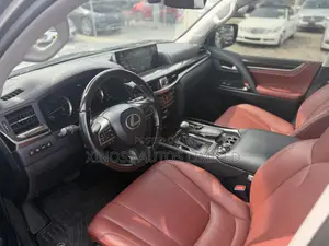 Lexus LX 570 AWD 2018 Black