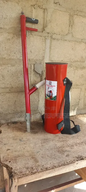 Fertilizer Applicator
