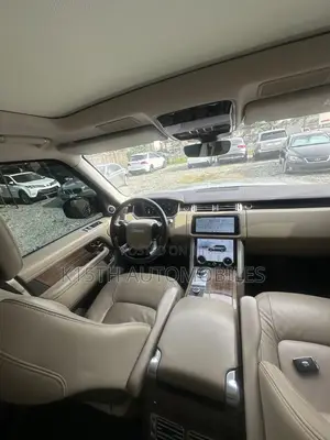 Land Rover Range Rover Vogue 2020 Gold