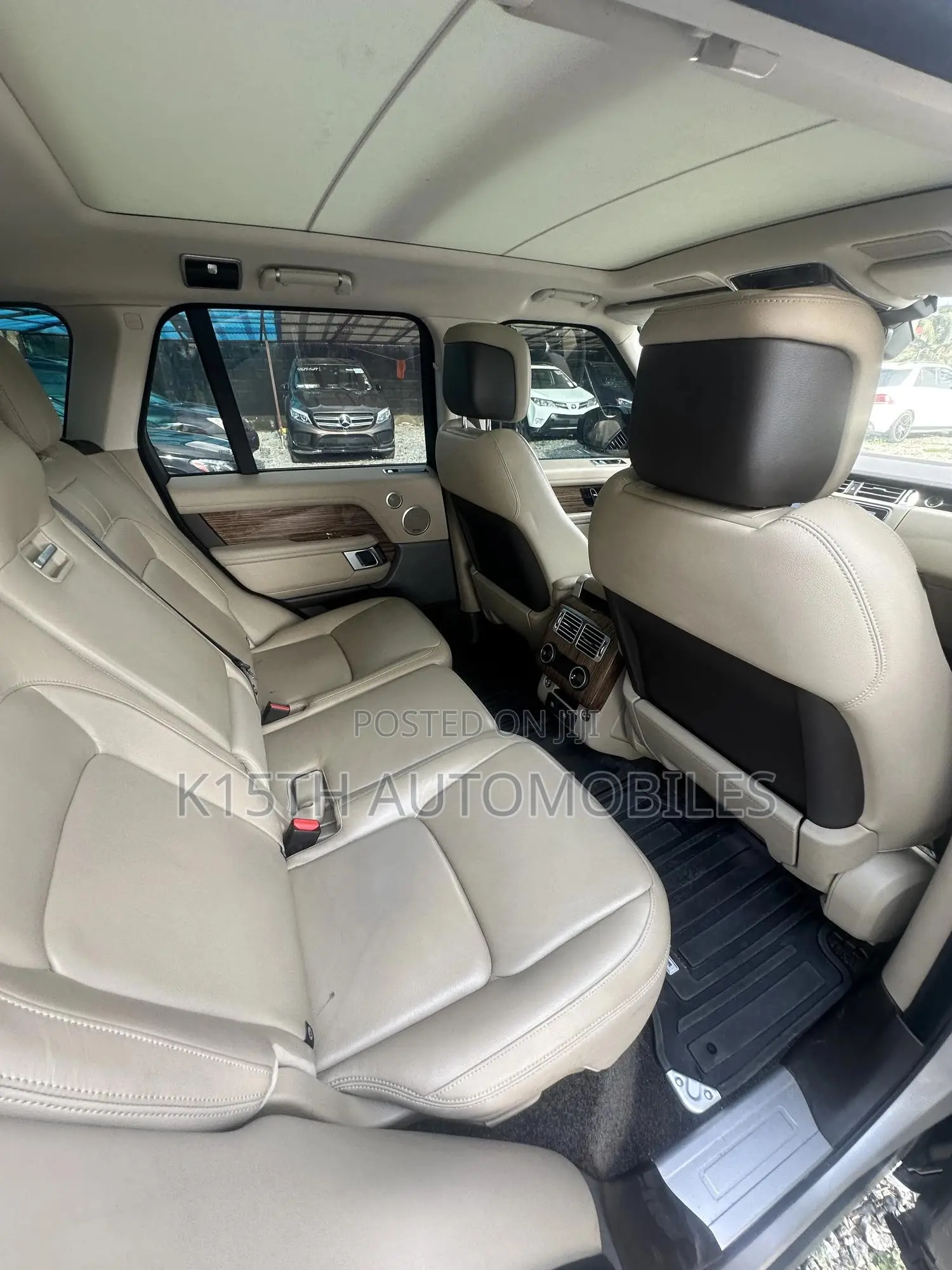 Land Rover Range Rover Vogue 2020 Gold