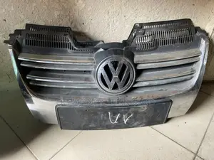 Front Grill Volkswagen Jetta 5
