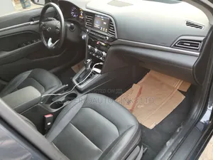 Hyundai Elantra Sport 2020 Gray