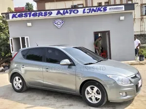 Hyundai i30 2016 Gray