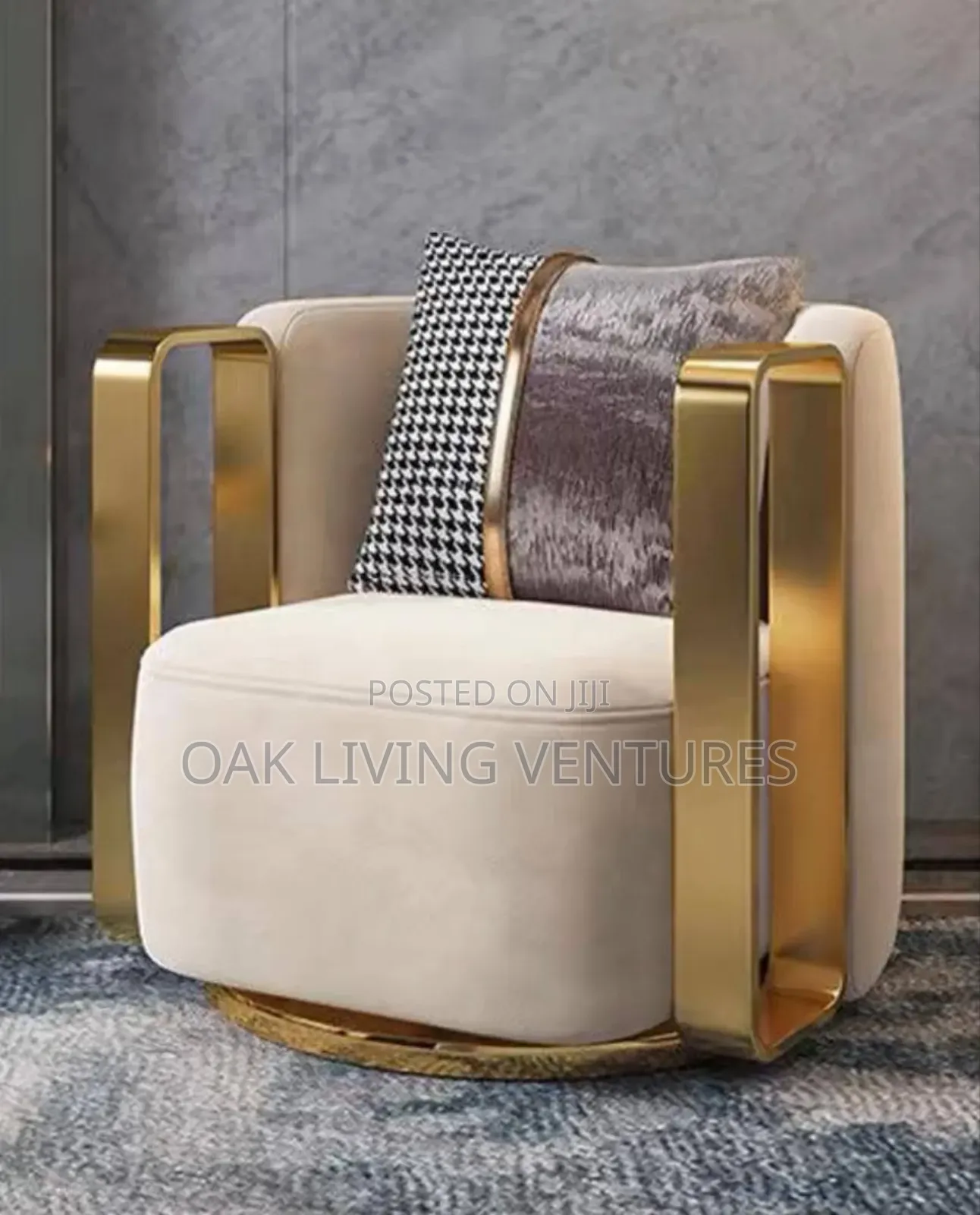 Swivel Arm Chair