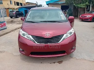 Toyota Sienna 7 Passenger 2012 Red