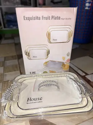 Exquisite Fruit Plate – Stylish Serving Tray