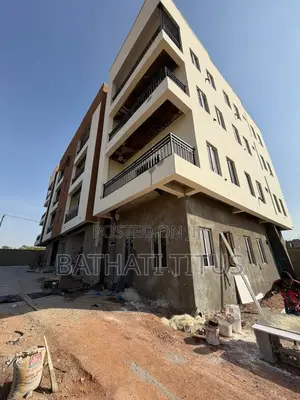 3bdrm Block of Flats in Kaura for sale