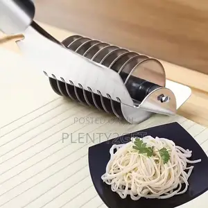 1pc Stainless Steel Manual Rolling Cutter, Multi-Purpose Noodle and Sc