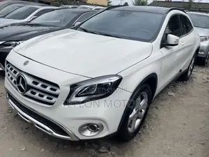 Mercedes-Benz GLA 250 2018 White