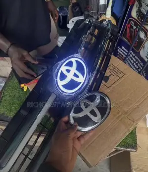 Toyota Led Logo / Emblem for All Toyota Models.