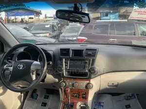 Toyota Highlander Limited 3.5l 4WD 2013 Blue