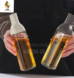 Modern Glass Oil Dispenser Bottles With Automatic Snap Lids
