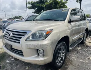 Lexus LX 570 AWD 2016 Gold