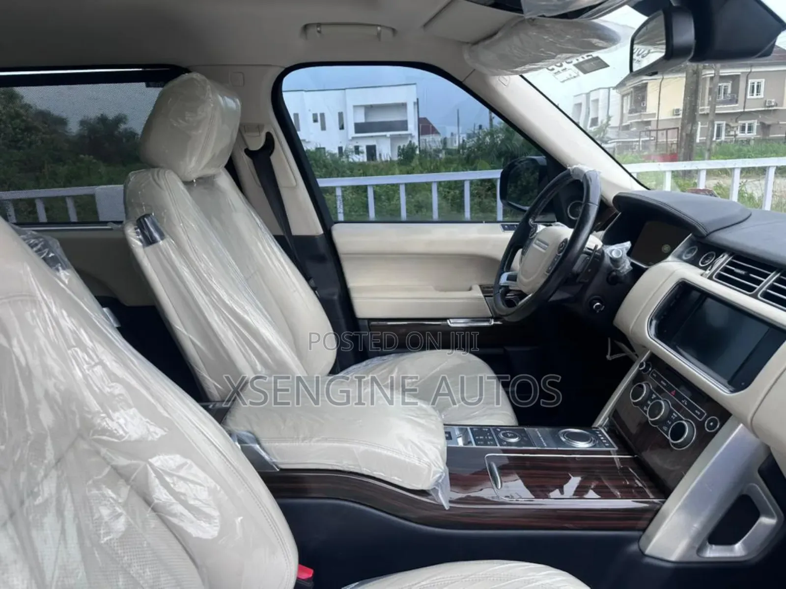 Land Rover Range Rover Vogue 2016 Silver
