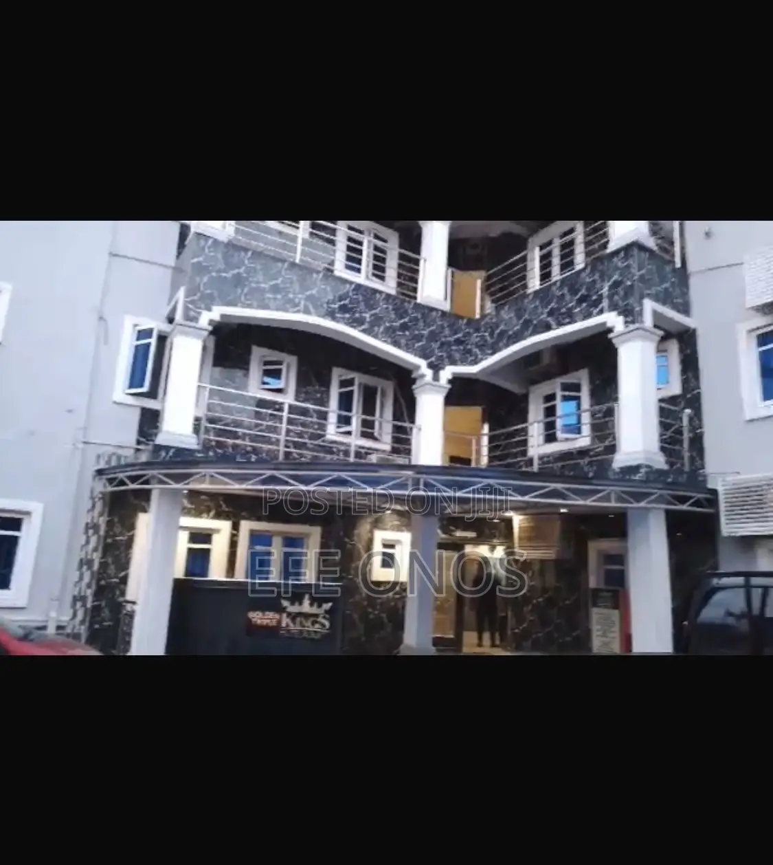 30 Rooms Functioning Hotel