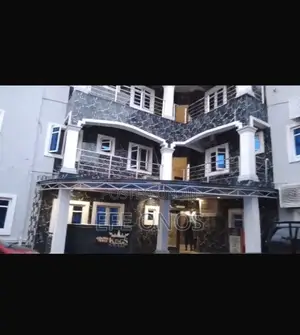 30 Rooms Functioning Hotel