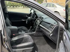 Toyota Camry XSE V6 4dr Sedan (3.5L 6cyl 6A) 2016 Gray