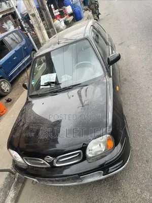 Nissan Micra 2000 Black