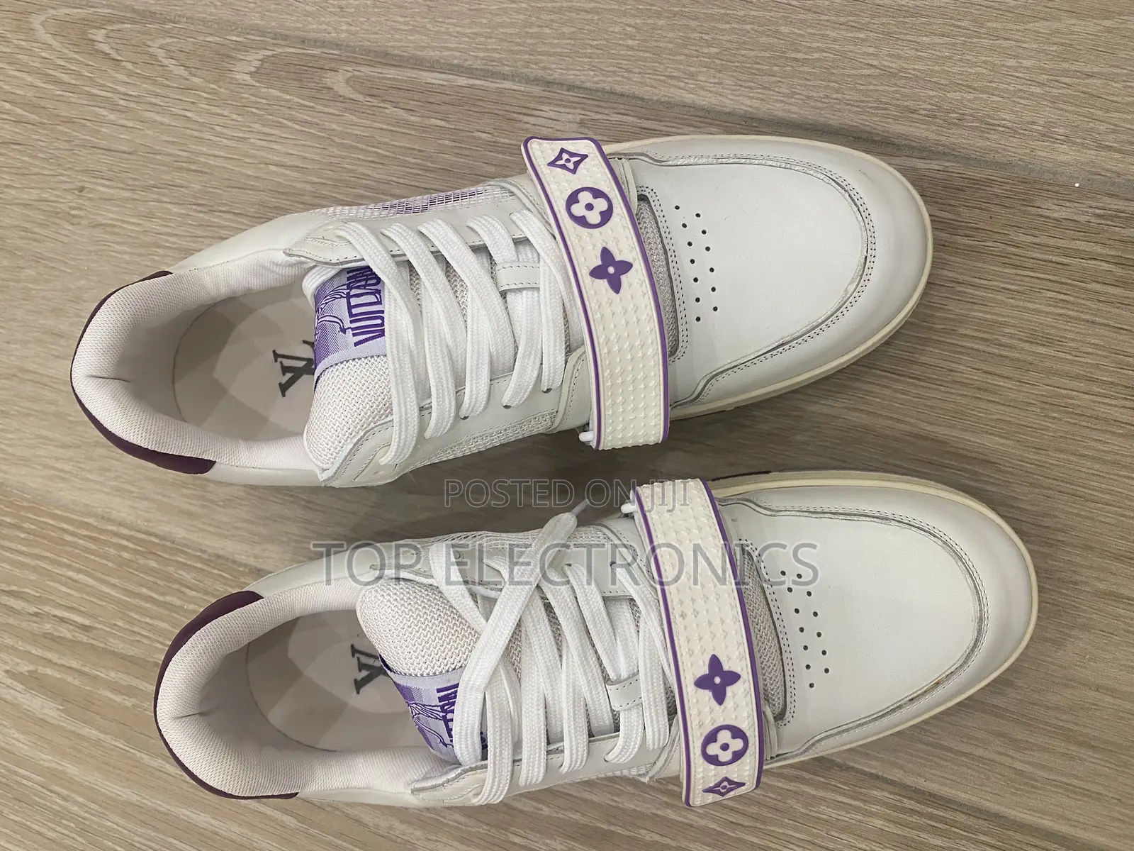 High Quality Lv Sneakers