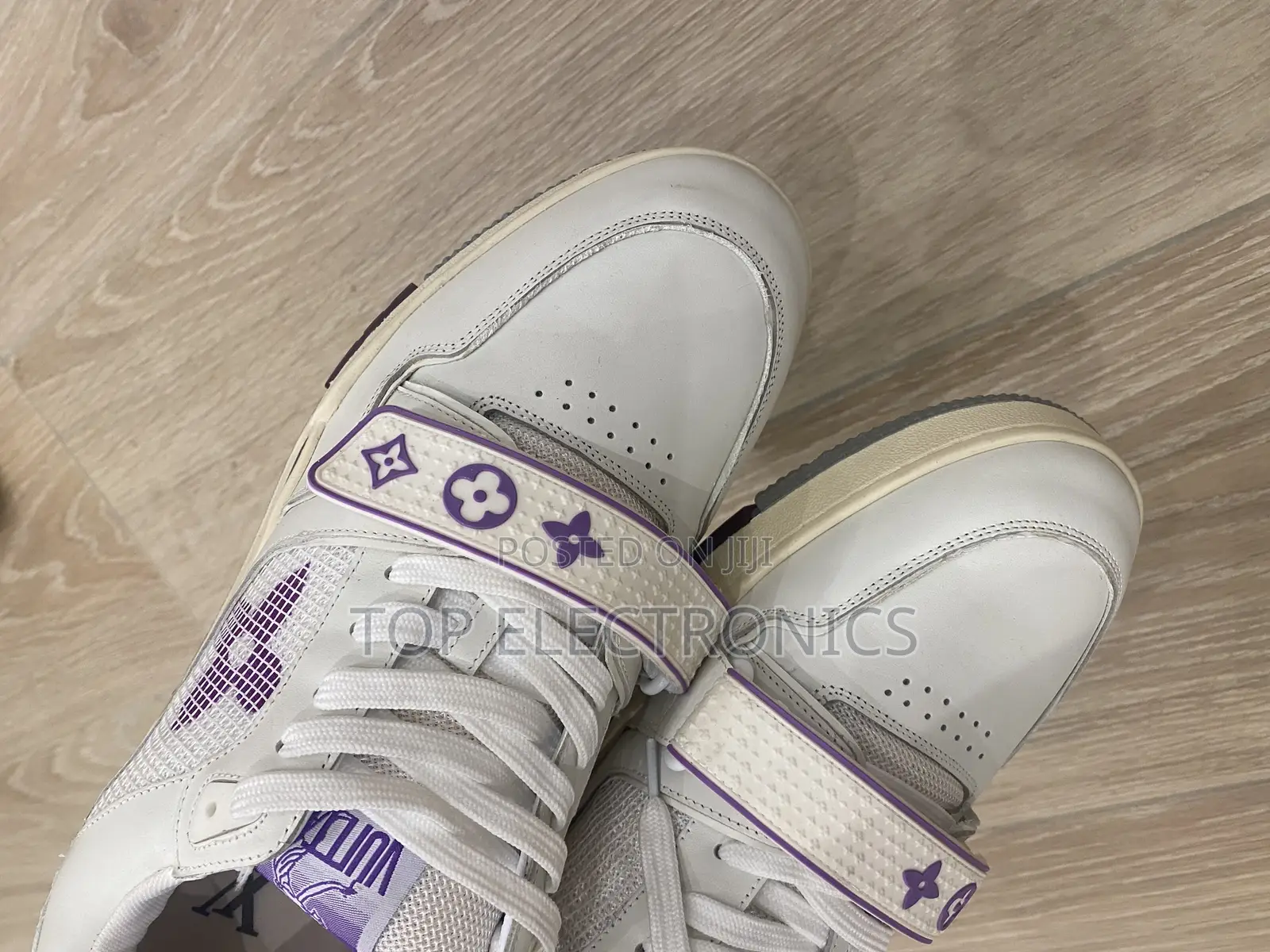 High Quality Lv Sneakers
