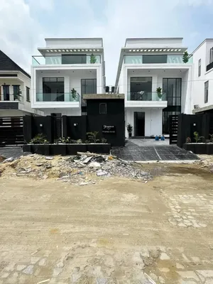 5bdrm Duplex in Ikota for sale