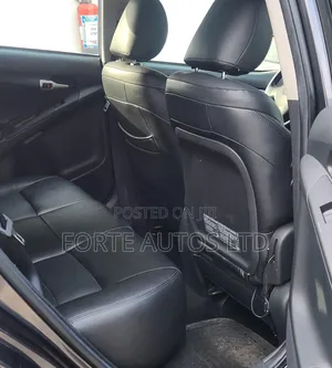 Toyota Matrix XRS Hatchback FWD (2.4L 4cyl 5A) 2010 Gray
