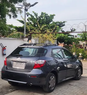 Toyota Matrix XRS Hatchback FWD (2.4L 4cyl 5A) 2010 Gray