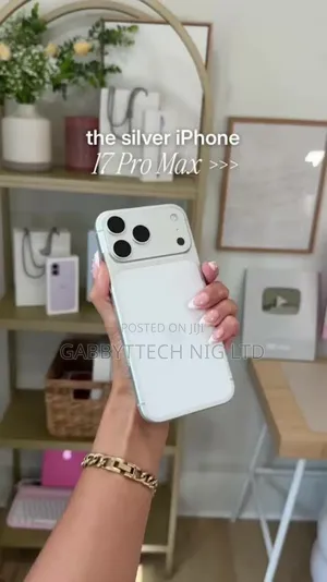 New Apple iPhone 17 Pro Max 1 TB Silver
