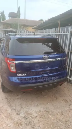 Ford Explorer XLT 4dr SUV AWD (3.5L 6cyl 6A) 2014 Blue