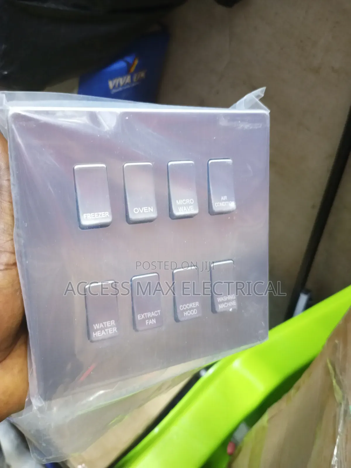 Grid Switch 8 Ways