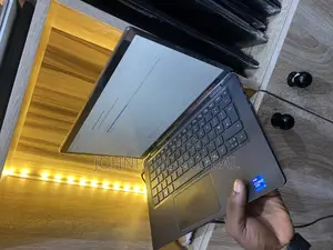 Laptop Dell Latitude 7320 8GB Intel Core i7 SSD 256GB